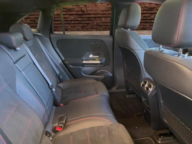 Mercedes-Benz EQA 300 AMG Line 4Matic