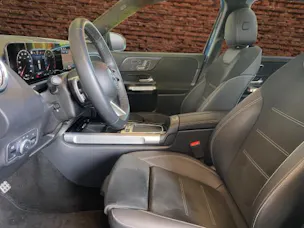 MERCEDES-BENZ GLB 220 4Matic 8G-Tronic