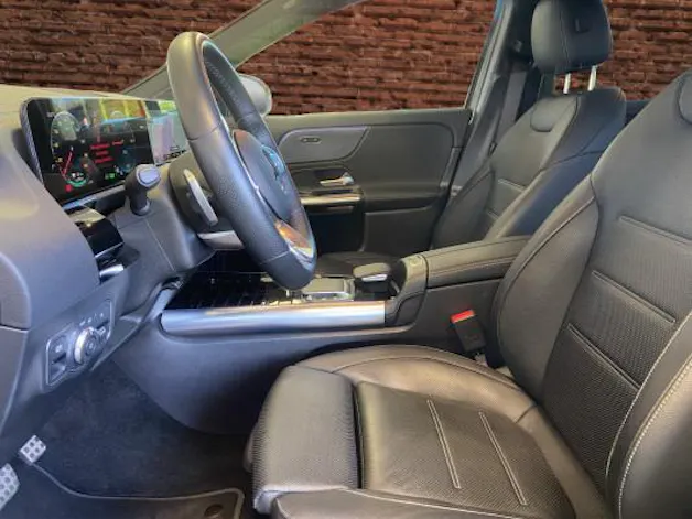 Mercedes-Benz EQA 350 AMG Line 4Matic