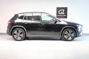 MERCEDES-BENZ GLA 200 7G-DCT
