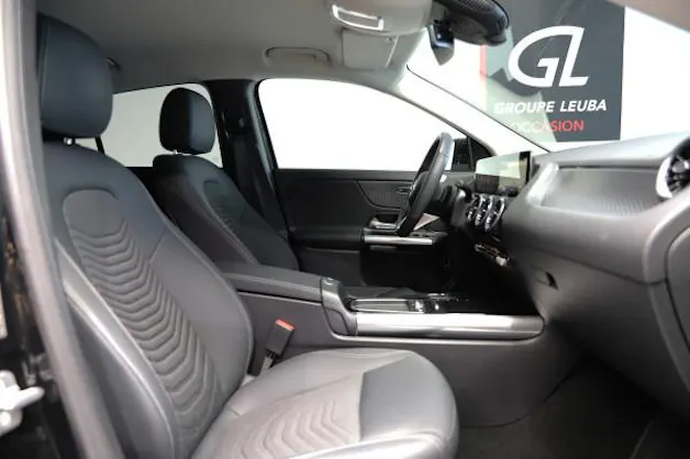 Mercedes-Benz GLA 200 7G-DCT
