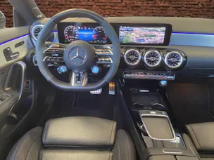 MERCEDES-BENZ CLA SB 35 AMG 8G-DCT 4M