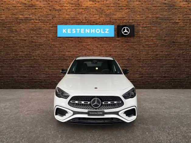 Mercedes-Benz GLA 200 7G-DCT
