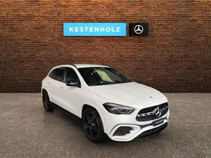 MERCEDES-BENZ GLA 200 7G-DCT