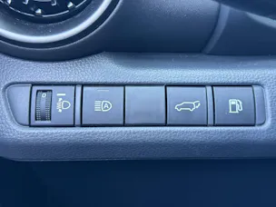 Toyota C-HR 2.0 HSD CVT Trend 2WD