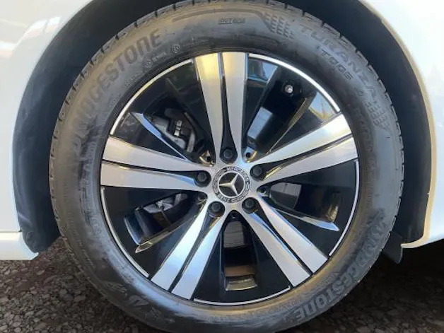 Mercedes-Benz C 220 d T 4M Avantgarde