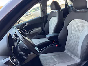 Audi A1 Sportback 1.4 TFSI Ambition S-tronic