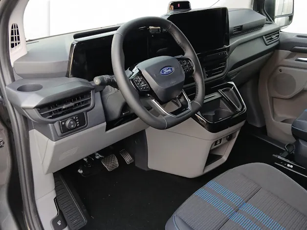 FORD Tourneo Custom Bus 340 L1 2.5 Duratec 233 Sport PHEV