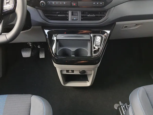FORD Tourneo Custom Bus 340 L1 2.5 Duratec 233 Sport PHEV