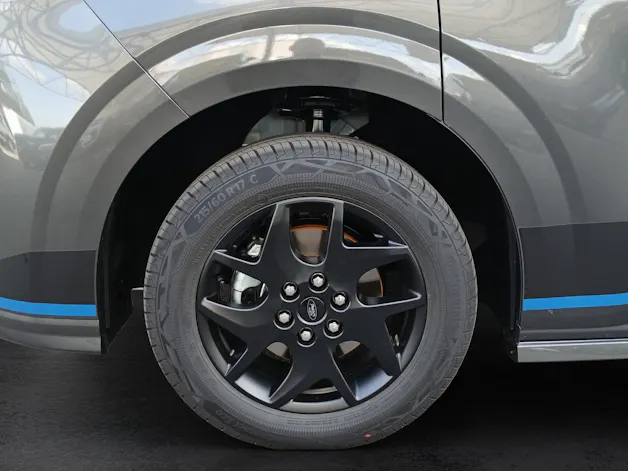 FORD Tourneo Custom Bus 340 L1 2.5 Duratec 233 Sport PHEV