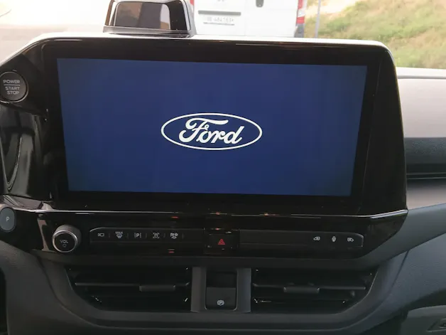Ford Tourneo Custom Bus 340 L1 2.5 Duratec 233 Sport PHEV