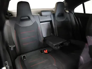 MERCEDES-BENZ CLA 180 7G-DCT