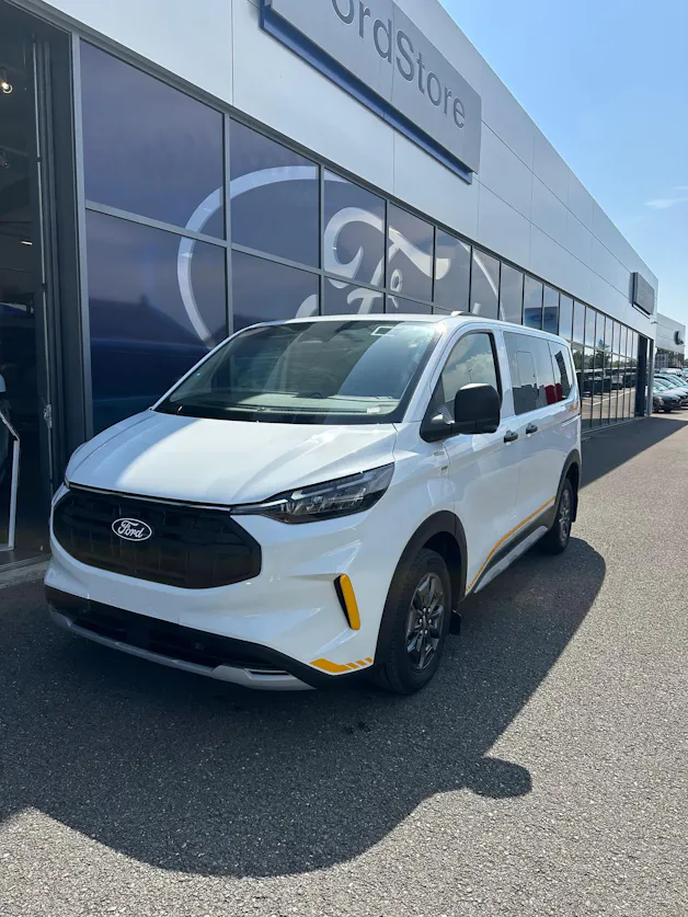 FORD Transit C combi 320 L1 2.0 Eco Trail/170CV/4x4 Aut.