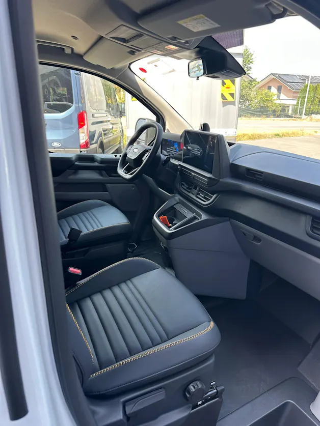 FORD Transit C combi 320 L1 2.0 Eco Trail/170CV/4x4 Aut.