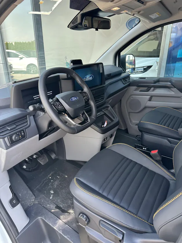 FORD Transit C combi 320 L1 2.0 Eco Trail/170CV/4x4 Aut.