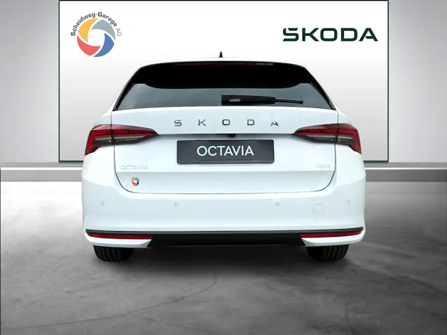 Škoda Octavia Combi 2.0 TSI DSG Selection 4x4