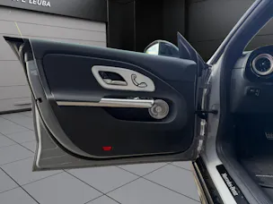 MERCEDES-BENZ CLA SB 220 4M 8G-DCT