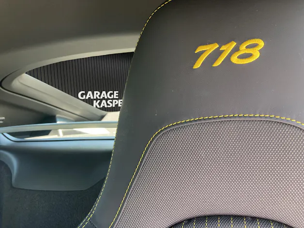 Porsche Cayman 718 T