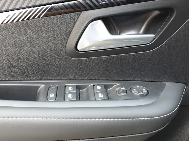 Peugeot 208 1.2 Hybrid Allure