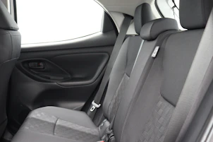 Fahrzeugbild TOYOTA Yaris 1.5 VVT-i HSD Comfort