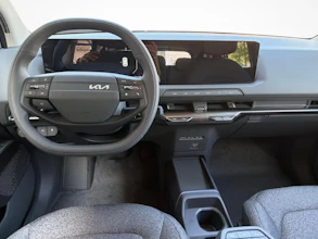 https://vehicle.imgix.net/4416225/b667f92b-d5ca-40af-bdb9-f79f0cef985c.jpg