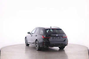 image du véhicule BMW 330e xDrive SAG Touring