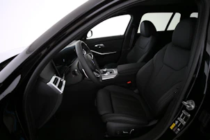 image du véhicule BMW 330e xDrive SAG Touring