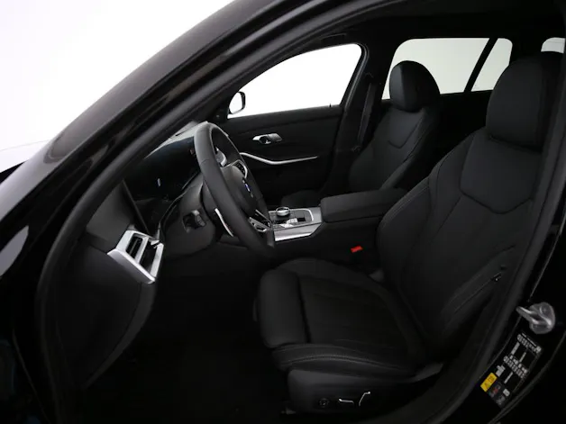 BMW 330e xDrive SAG Touring