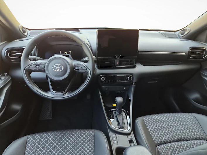 Fahrzeugbild TOYOTA YARIS