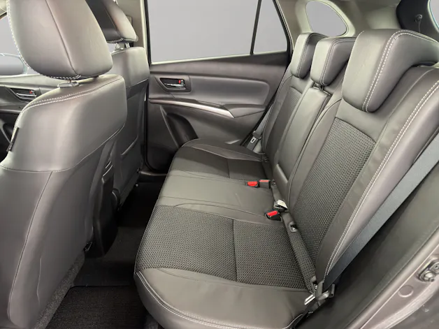 Suzuki S-Cross 1.4 T Piz Sulai Top Hybrid 4x4