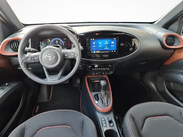 Toyota Aygo X 1.5 VVT-i HSD Trend