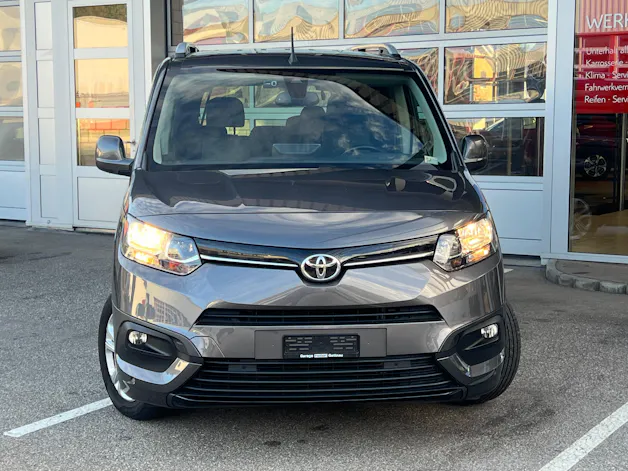 Toyota Proace City Verso L2 1.5 HDi 130 Trend