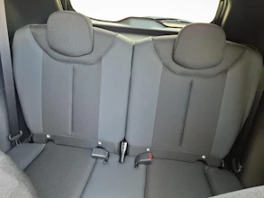 https://vehicle.imgix.net/4416255/96571c95-8a0e-4c3c-952e-a706bd7e5033.jpg