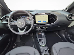 Fahrzeugbild TOYOTA Aygo X 1.5 VVT-i HSD Style