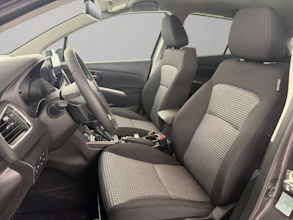 https://vehicle.imgix.net/4416271/b3743c69-e5e5-493b-9dfc-631da804d2d4.jpg
