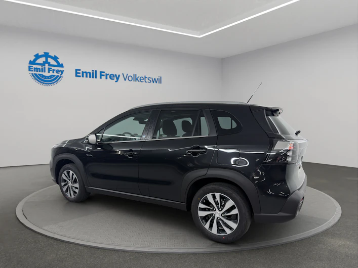 Fahrzeugbild SUZUKI S-CROSS