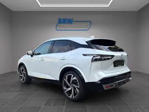 NISSAN Qashqai 1.3 DIG-T Tekna+ 4x4