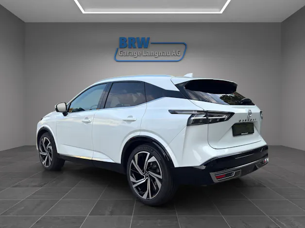 Nissan Qashqai 1.3 DIG-T Tekna+ 4x4