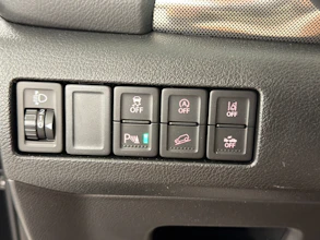 https://vehicle.imgix.net/4416279/878b956d-a233-482e-86d0-de5b723c16f9.jpg