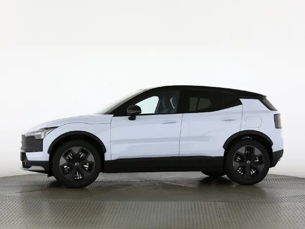 VOLVO EX30 Cross Country P8 Ultra AWD
