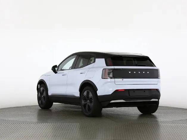 VOLVO EX30 Cross Country P8 Ultra AWD