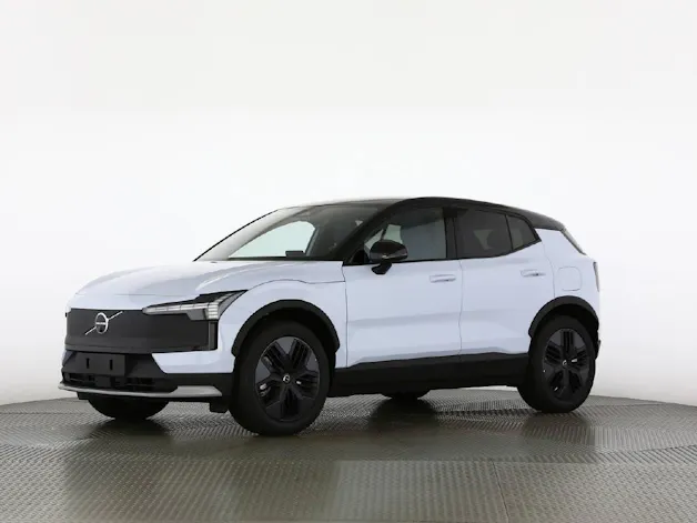 VOLVO EX30 Cross Country P8 Ultra AWD