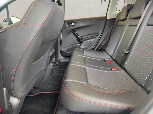 Peugeot 2008 1.2 PureTech 110 Allure S/S *Automat*
