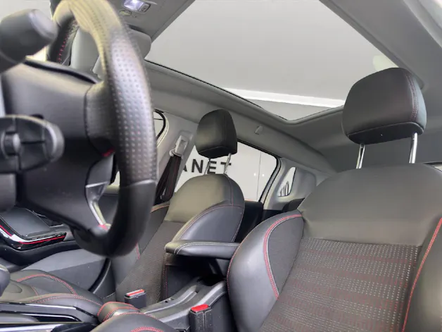 Peugeot 2008 1.2 PureTech 110 Allure S/S  *Automat*