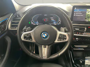 BMW X3 30e xDrive SAG M-Packet 4x4