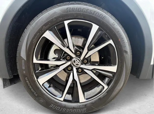 Toyota C-HR 2.0 PHEV Swiss Edition