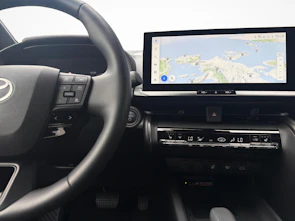 Fahrzeugbild TOYOTA C-HR 2.0 PHEV Swiss Edition