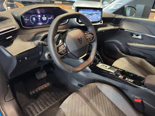 Peugeot 208 1.2 Hybrid Allure