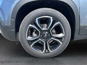 JEEP Avenger 1.2 MHEV Summit Sky