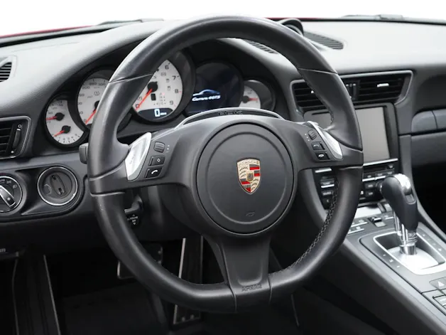 Porsche 911 Carrera 4 GTS